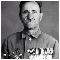 1941-1945 гг. Д. Энгиноев - полный кавалер Ордена Славы