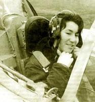 Первая чеченская женщина-пилот